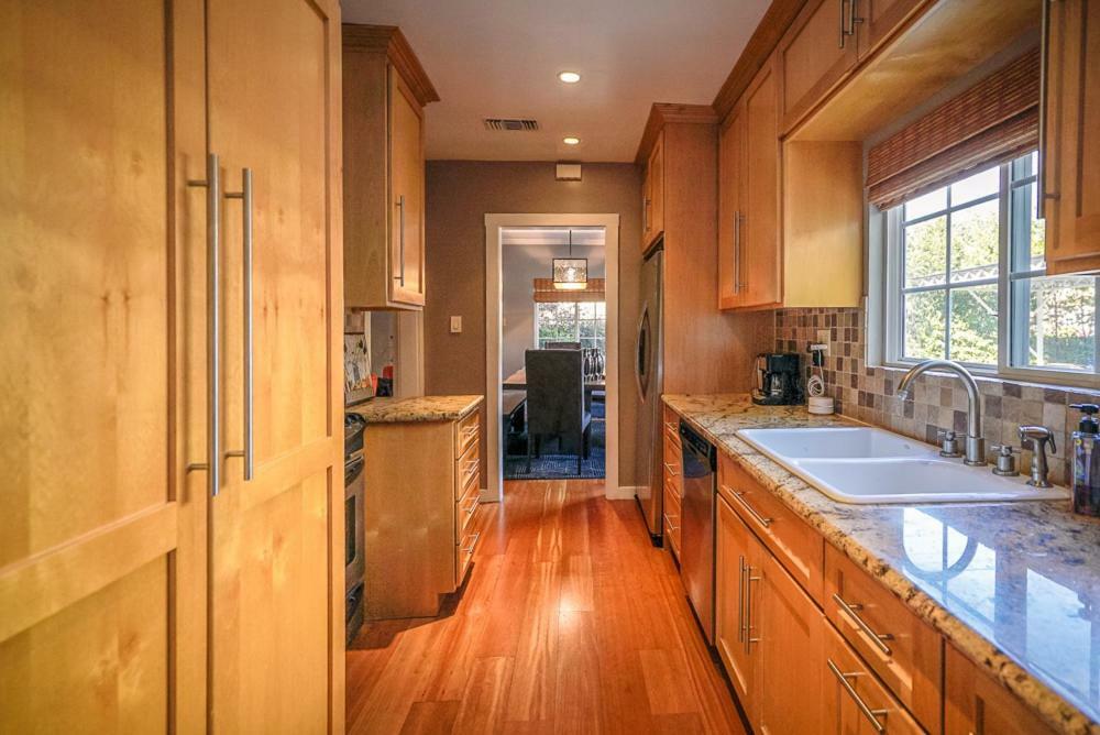 Stylish 2 Bed & 2 Bath At The Heart Of Hollywood With Free Parking - One Car Only Apartment Los Angeles Ngoại thất bức ảnh